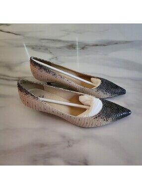 nEW Stuart Weitzman Snakeskin Leather Kitten Heel Pumps Ivory Taupe gray 8.5